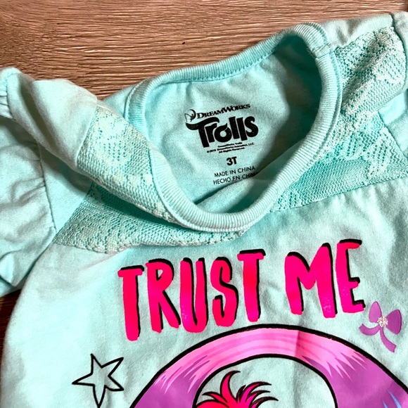 2 piece toddler trolls set size 3t - Picture 2 of 2